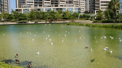 Park Diagonal Mar w Barcelonie