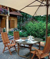 Parasol i meble ogrodowe.jpg