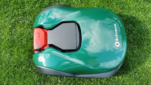 Test robota koszącego Robomow RK 2000 PRO | Zobacz, jak radzi sobie w zielonym ogródku