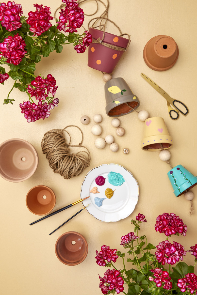 Dzwonek wietrzny DIY z pelargonią - materiały