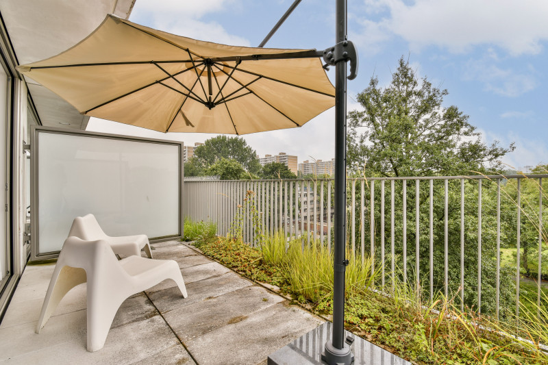 Parasol na balkon