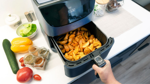 Jedzenie jak z piekarnika – ale szybciej i zdrowiej? Tak działa airfryer