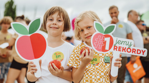 Moda na polskie owoce? Jabłko znów króluje w koszykach