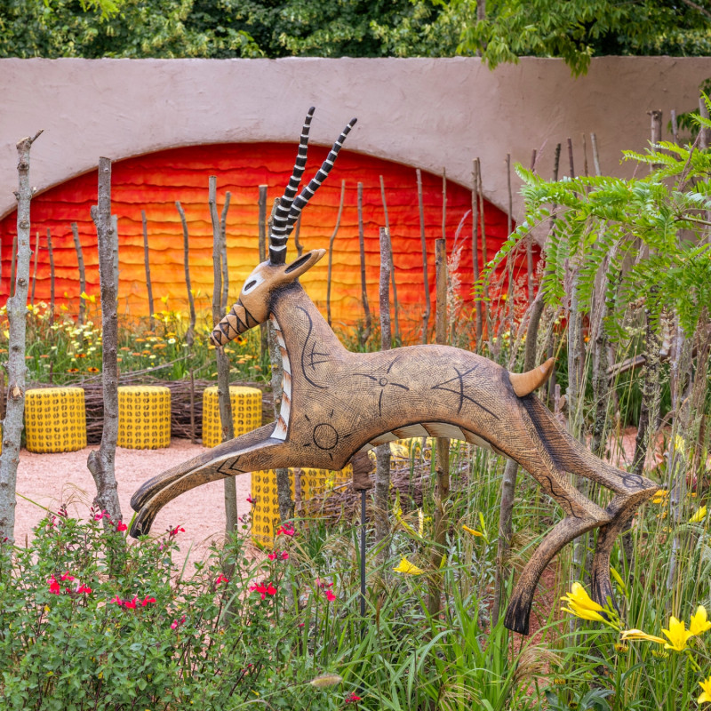 Ogród The Lion King Anniversary Garden z Hampton Court Palace Garden Festival 2024